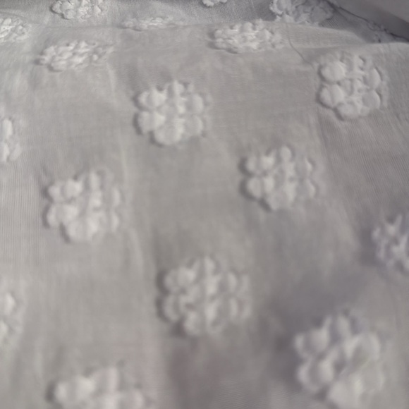 Zara White Floral Ruffled Blouse With Button Detail - Picture 7 of 9